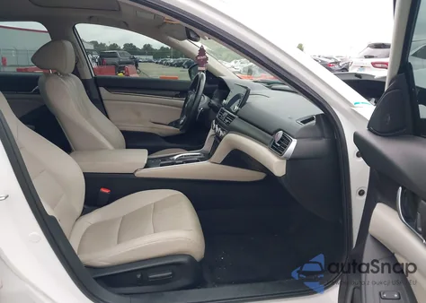 2022 Honda Accord Hybrid Touring z USA, uszkodzony, nr VIN 1HGCV3F95NA002352